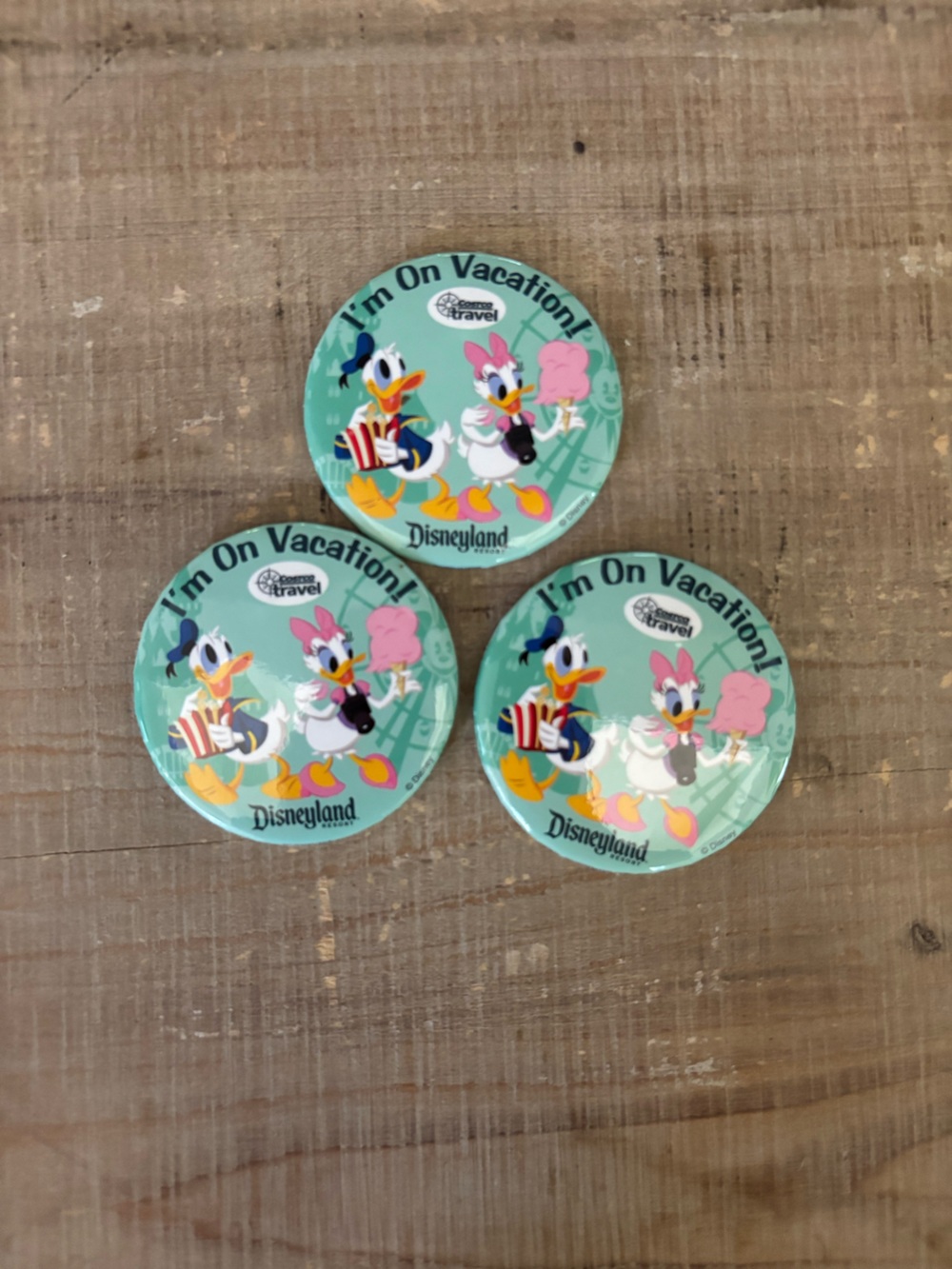 Disneyland Donald & Daisy 'I'm On Vacation!' Pin 3in X 3in $15 for all 3